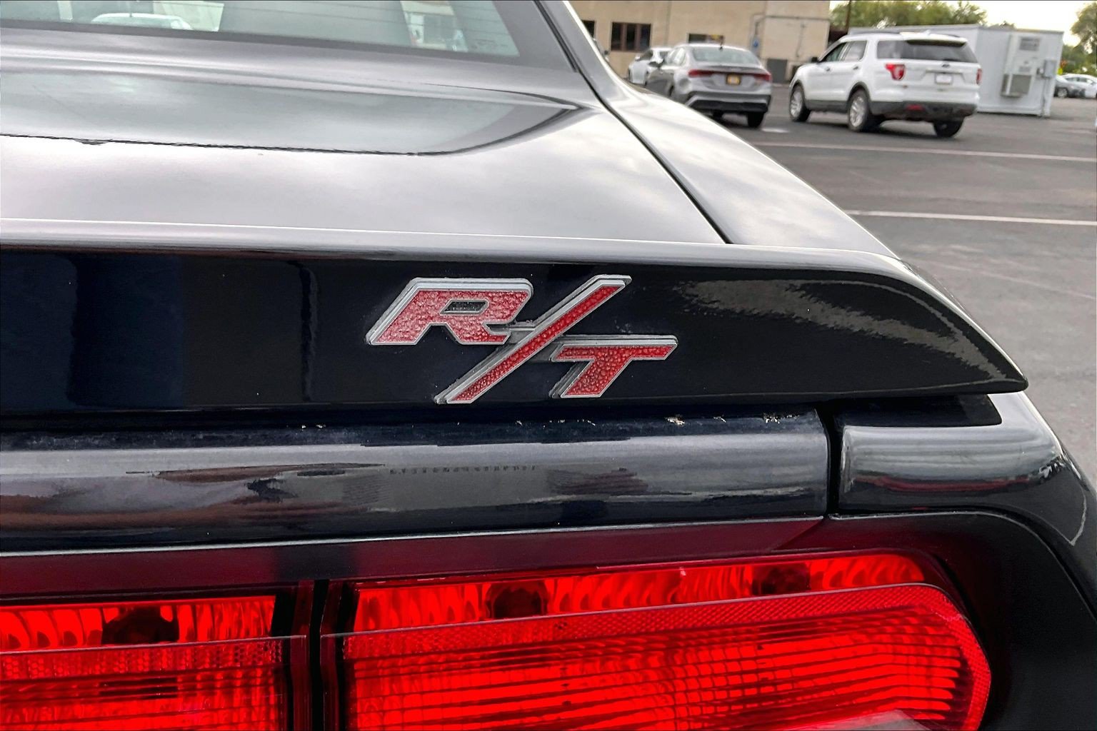 Used 2010 Dodge Challenger R/T RWD image 30