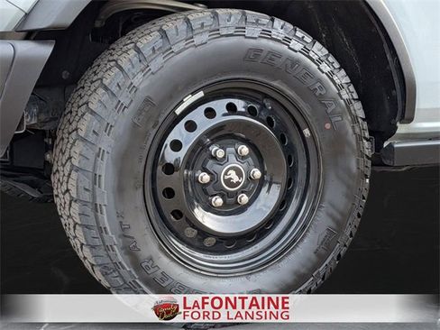 Used 2023 Ford Bronco Black Diamond image 30
