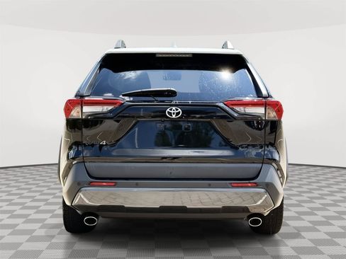 Used 2020 Toyota RAV4 TRD Off-Road AWD/4WD image 5