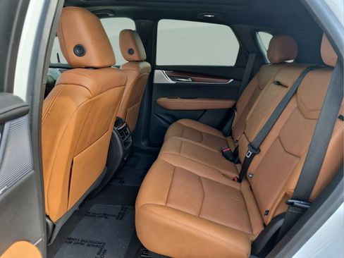 Used 2023 Cadillac XT5 Premium Luxury w/ Technology Package FWD image 13
