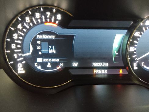Used 2015 Lincoln MKC FWD w/ Equipment Group 102A Reserve image 23