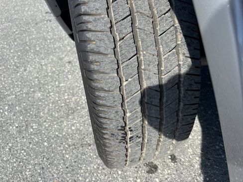 Used 2017 Jeep Grand Cherokee Overland image 37