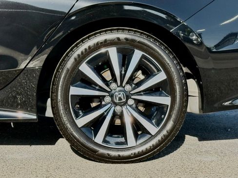 Used 2022 Honda Civic EX image 17