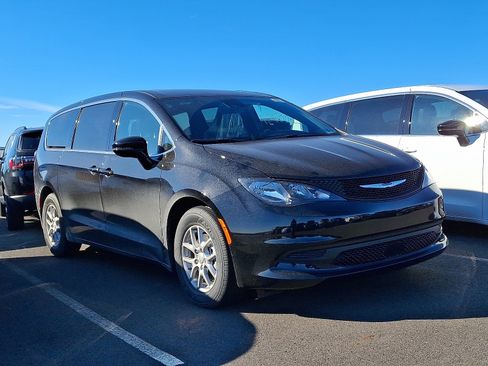 New 2026 Chrysler Voyager LX image 1