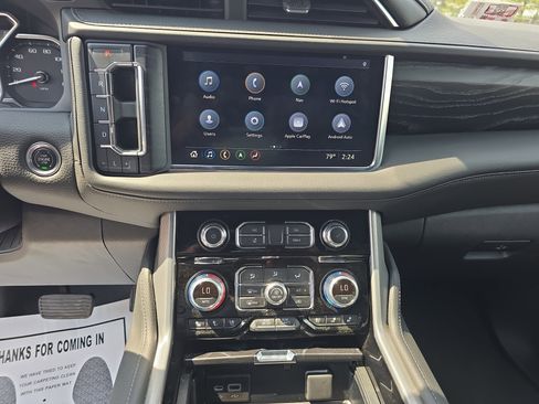 Used 2021 GMC Yukon Denali AWD/4WD image 21