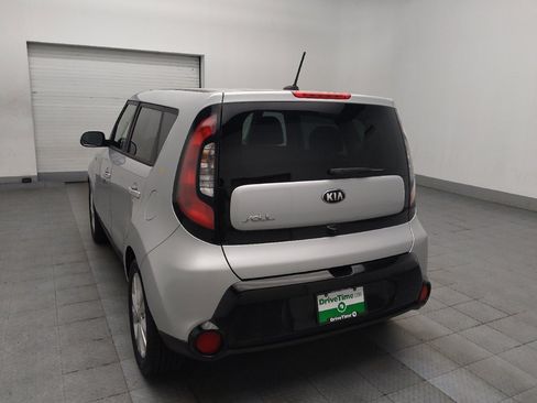 Used 2016 Kia Soul + w/ Audio Package image 5