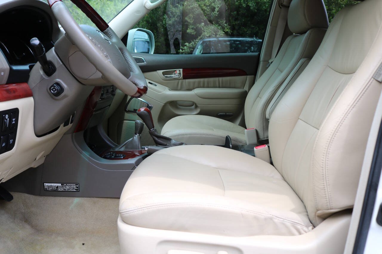 Used 2008 Lexus GX 470 AWD/4WD image 3