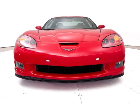 Used 2012 Chevrolet Corvette Grand Sport RWD image 11