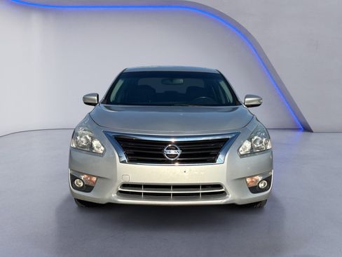 Used 2014 Nissan Altima 2.5 SL w/ Technology Package image 3