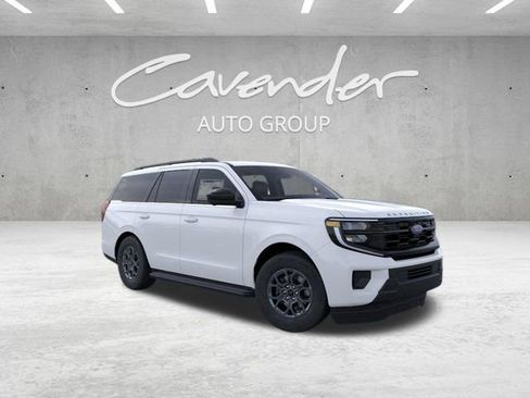 New 2026 Ford Expedition Active RWD image 7