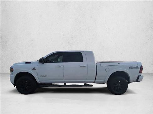 Used 2020 RAM 2500 Laramie w/ Night Edition image 9