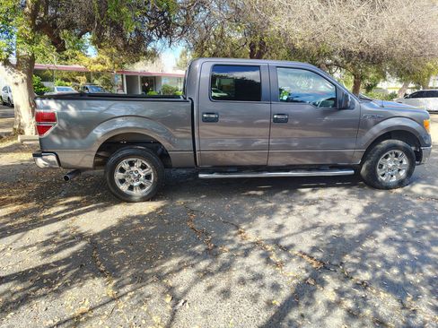 Used 2011 Ford F150 XLT w/ XLT Chrome Pkg image 18