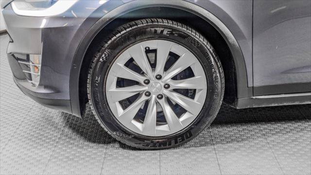 Used 2020 Tesla Model X Long Range AWD/4WD image 30