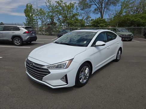 Used 2020 Hyundai Elantra Value Edition w/ Cargo Package (C1) FWD image 2