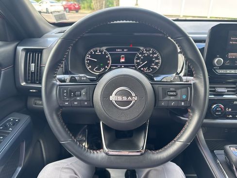 Used 2023 Nissan Pathfinder Rock Creek image 6