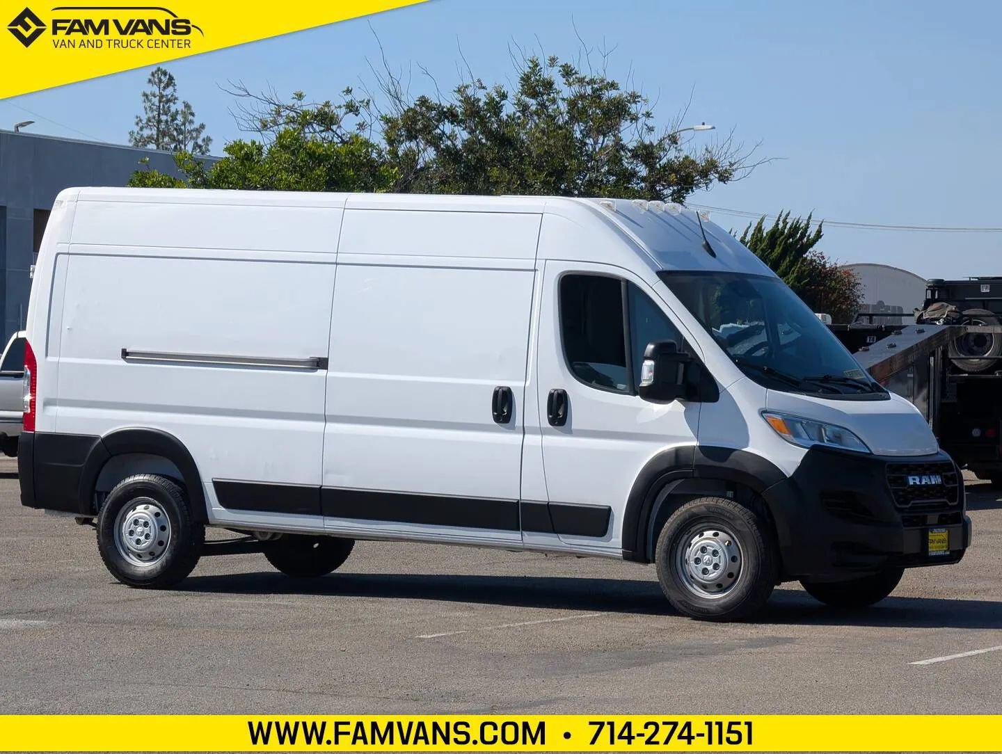Used 2023 RAM ProMaster 2500 FWD image 1