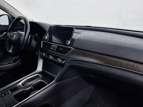 Used 2022 Honda Accord Touring image 28