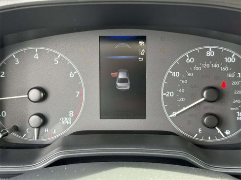 Used 2024 Toyota Corolla LE image 12