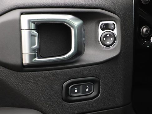 New 2024 Jeep Wrangler Sahara w/ Technology Group image 19