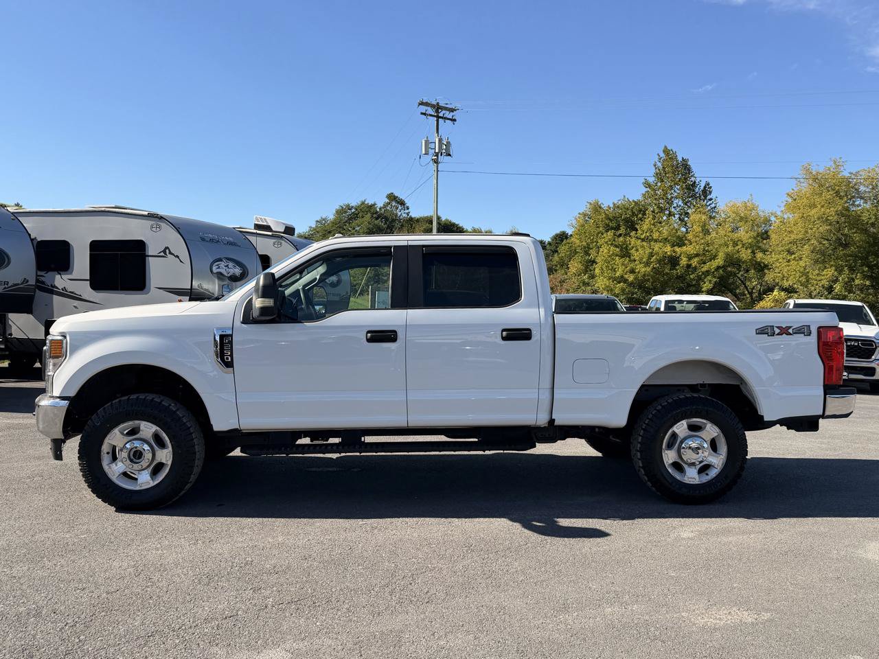 Used 2022 Ford F250 XL w/ Power Equipment Group AWD/4WD image 7