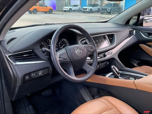 Used 2018 Buick Enclave Essence w/ Trailering Package image 17