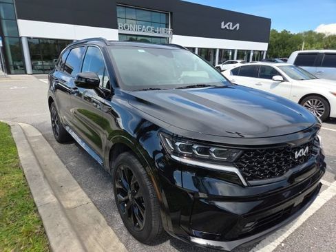 Certified 2022 Kia Sorento SX AWD/4WD image 1
