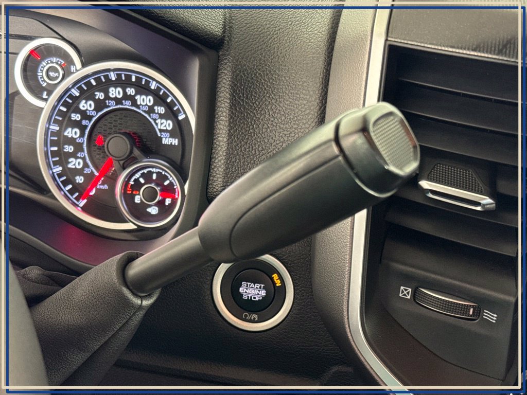 Certified 2026 RAM 2500 Big Horn AWD/4WD image 27