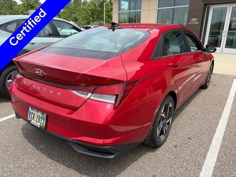 Certified 2023 Hyundai Elantra SEL w/ Convenience Package FWD image 5
