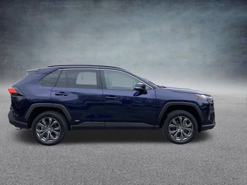 Used 2024 Toyota RAV4 XLE Premium w/ Weather Package AWD/4WD image 5