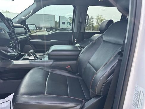 Used 2022 Ford F150 Lariat image 13