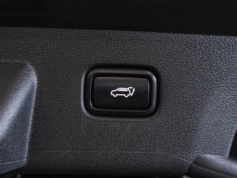 Used 2025 Kia Sportage SX FWD image 26