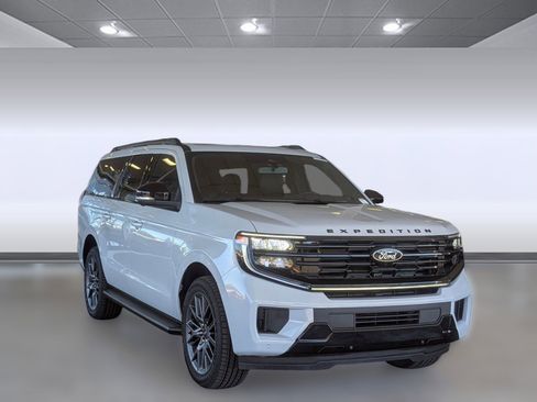 New 2026 Ford Expedition Max Platinum w/ Stealth Appearance Package image 7