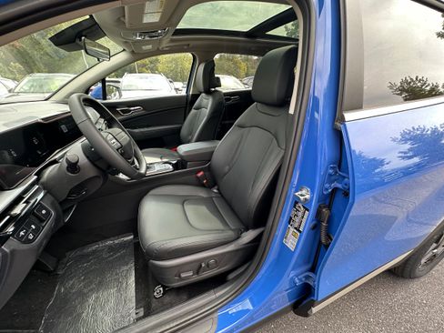 New 2026 Kia Sportage EX w/ EX Panorama Roof Package image 33