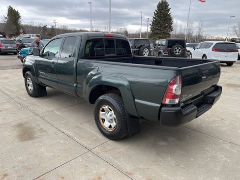 Used 2010 Toyota Tacoma 4x4 Access Cab V6 image 4