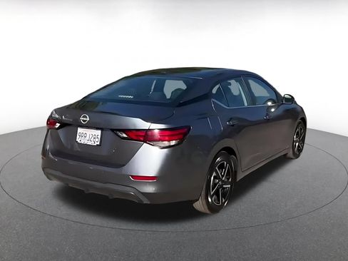 Used 2025 Nissan Sentra SV FWD image 13