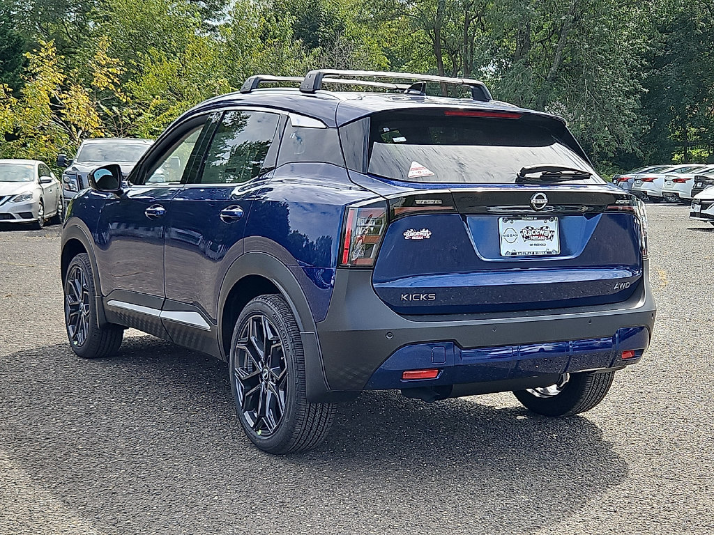 New 2027 Nissan Kicks SR AWD/4WD image 5