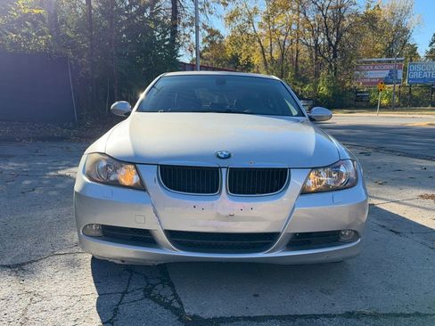 Used 2006 BMW 325xi Sedan image 2