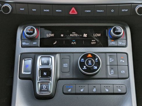 New 2025 Hyundai Palisade Calligraphy image 17