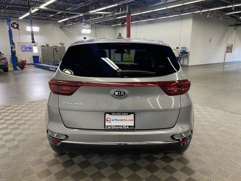 Used 2021 Kia Sportage LX image 9