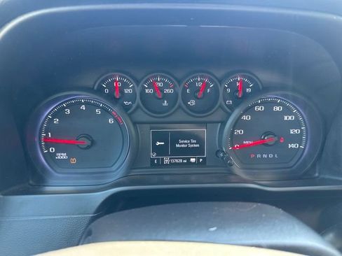 Used 2019 Chevrolet Silverado 1500 Custom Trail Boss w/ Custom Convenience Package AWD/4WD image 19
