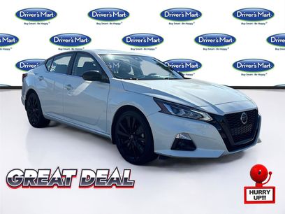 Used 2022 Nissan Altima 2.5 SR w/ Midnight Edition Package