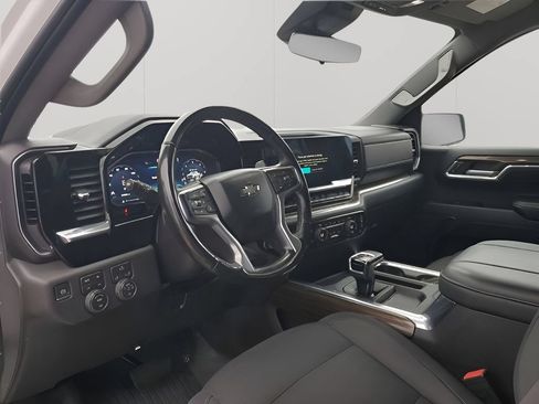 Used 2024 Chevrolet Silverado 1500 LT Trail Boss w/ Protection Package AWD/4WD image 32