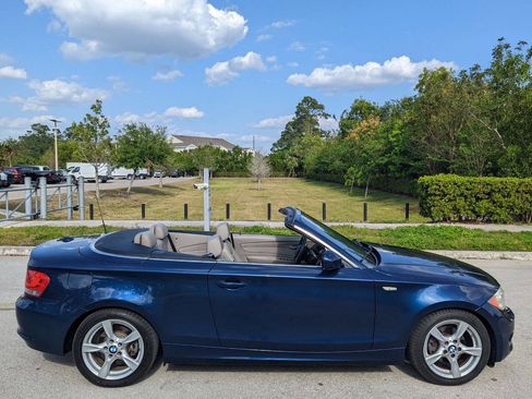Used 2012 BMW 128i Convertible image 7