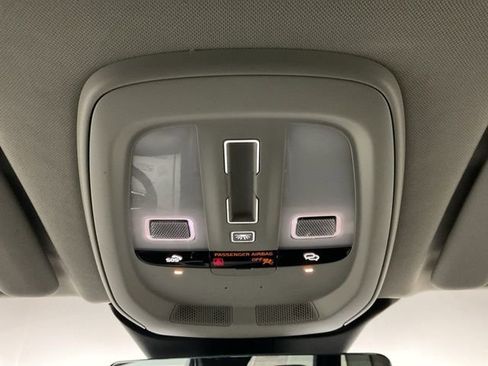 Used 2023 Volvo XC60 B5 Plus w/ Climate Package image 21