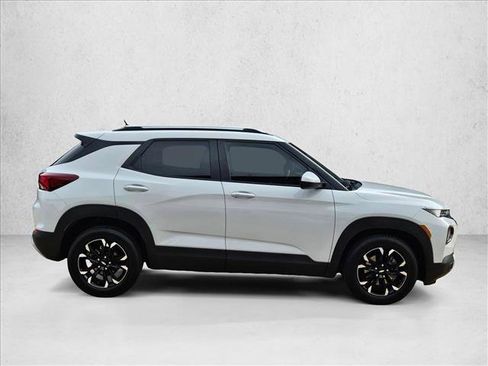 Used 2023 Chevrolet TrailBlazer LT w/ Convenience Package image 4