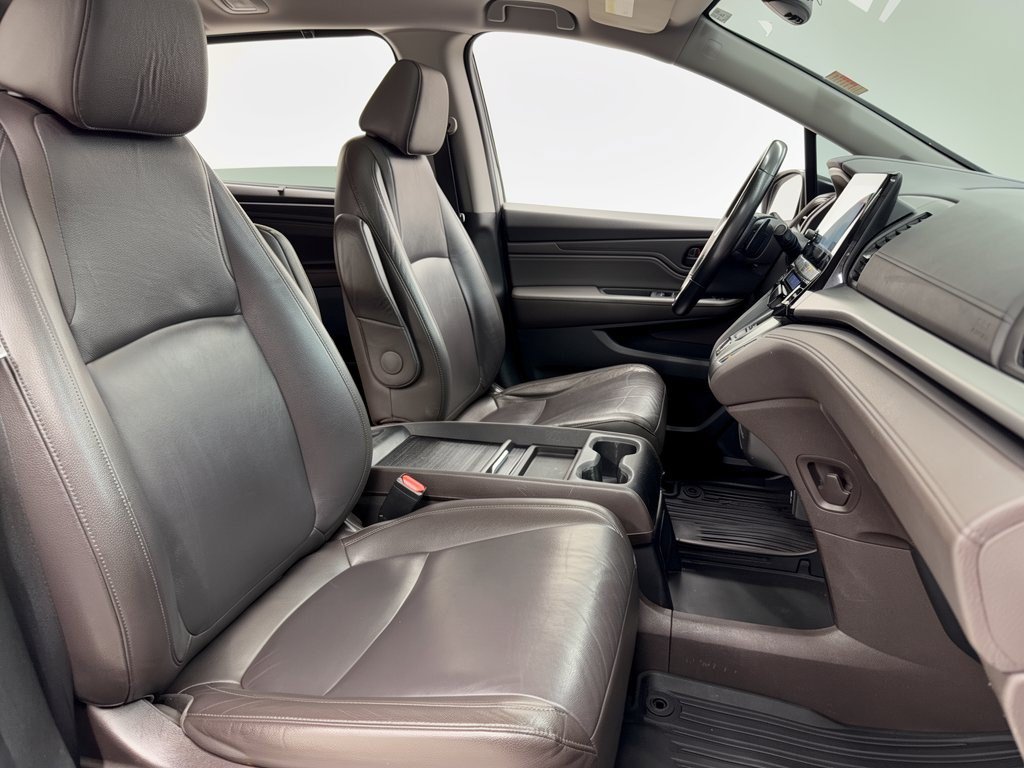 Used 2018 Honda Odyssey Touring image 30