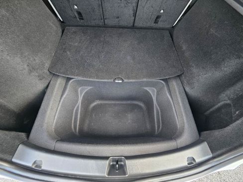 Used 2023 Tesla Model Y Long Range AWD/4WD image 70