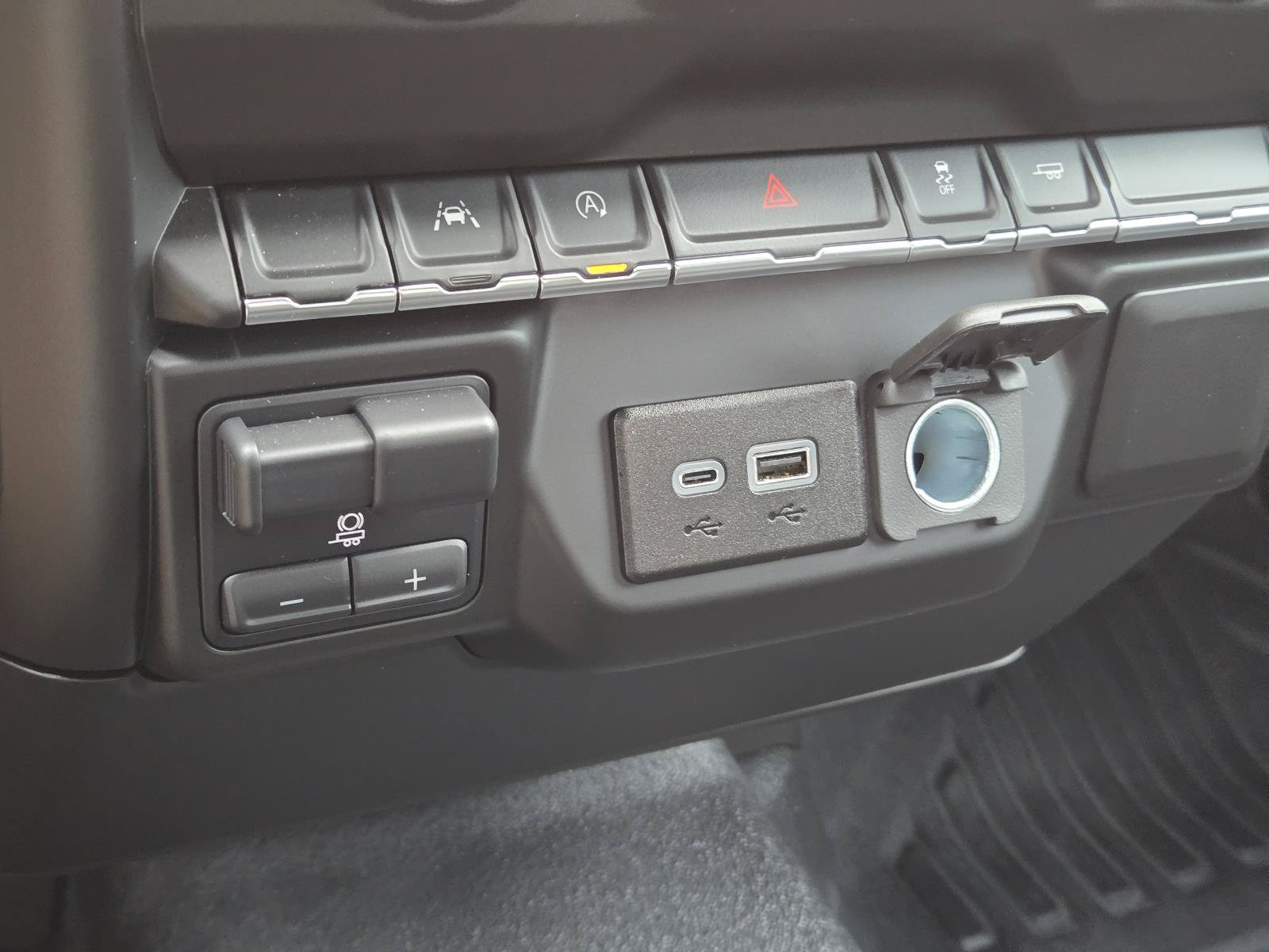 Used 2025 Chevrolet Silverado 1500 W/T w/ WT Value Package RWD image 23