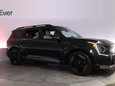 Used 2024 Kia EV9 GT-Line AWD/4WD image 14