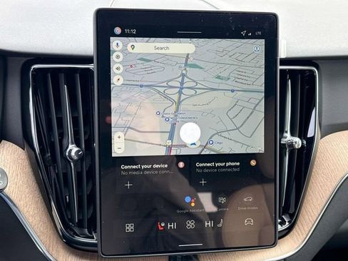 New 2026 Volvo XC60 B5 Plus image 27